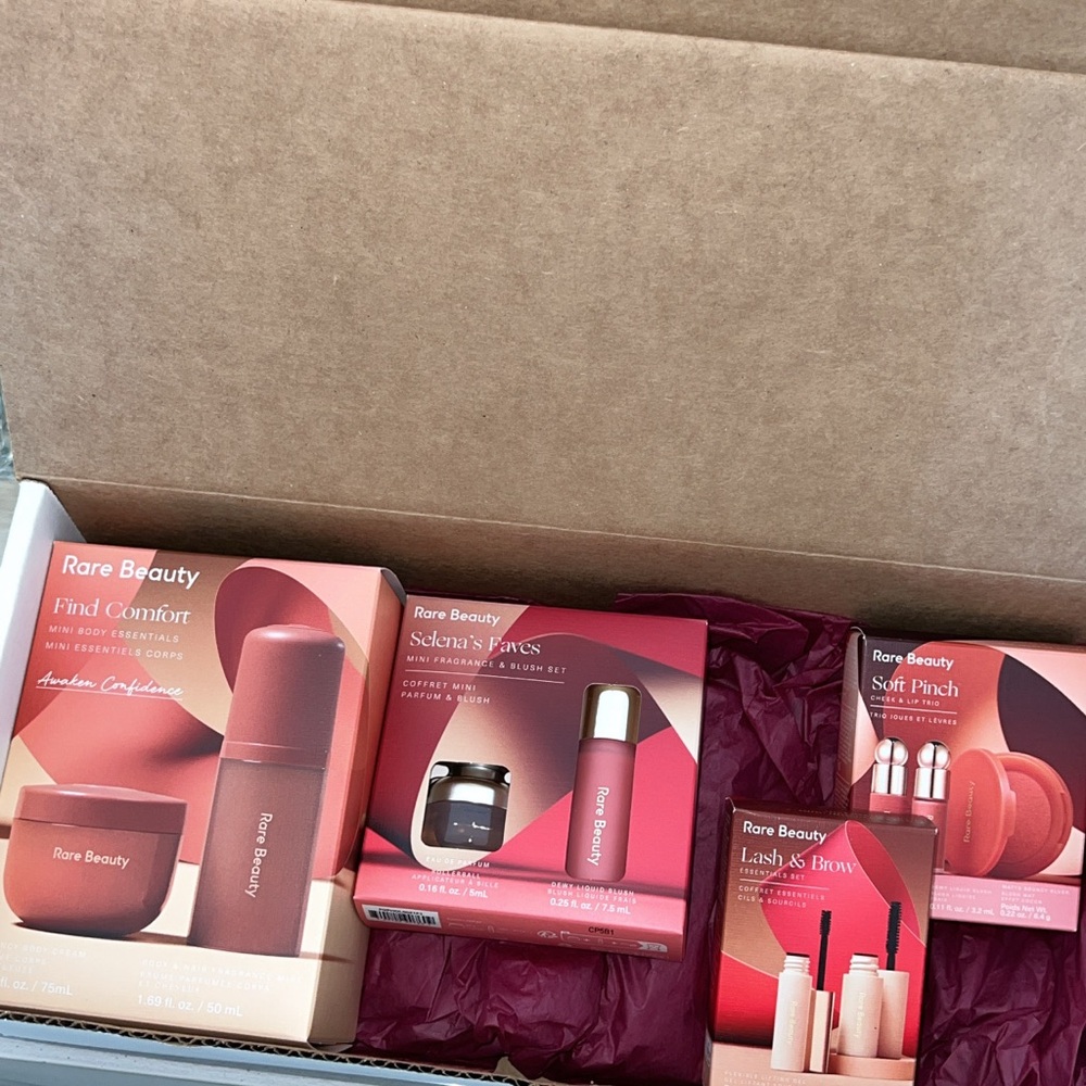 Rare Beauty Holiday Bundle